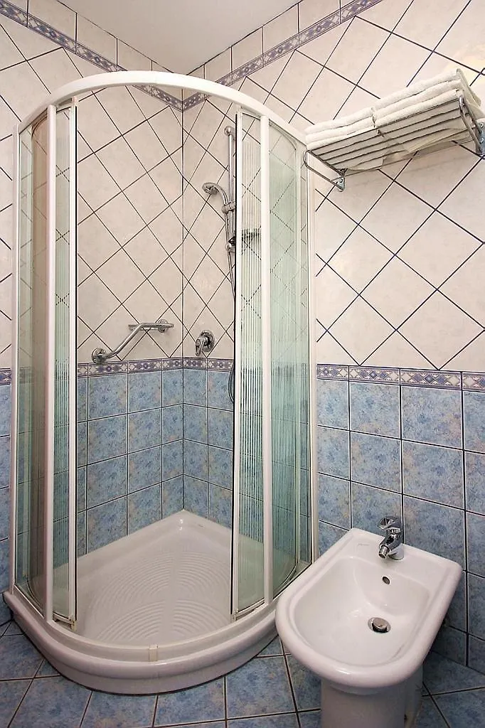 Apartment Ladonja 2 Krnica 0*,