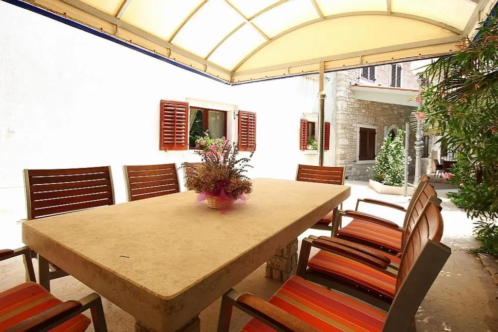Apartment Ladonja 2 Krnica