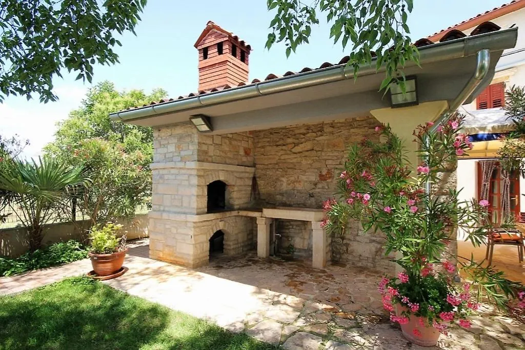 Apartment Ladonja 2 Krnica